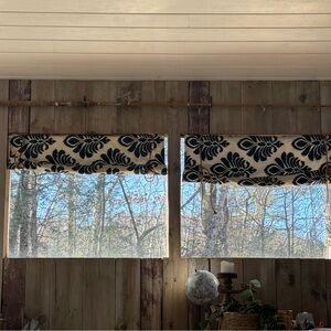 Elegant White and Navy Damask Window Valance - Set of 4